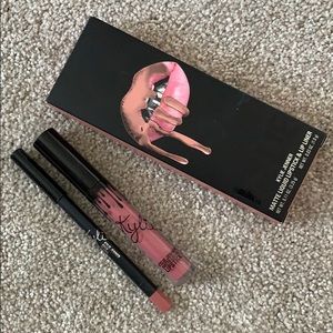 Kylie Matte Liquid Lip Kit
